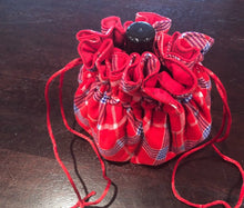 Red maasai drawstring bag (8 pockets)