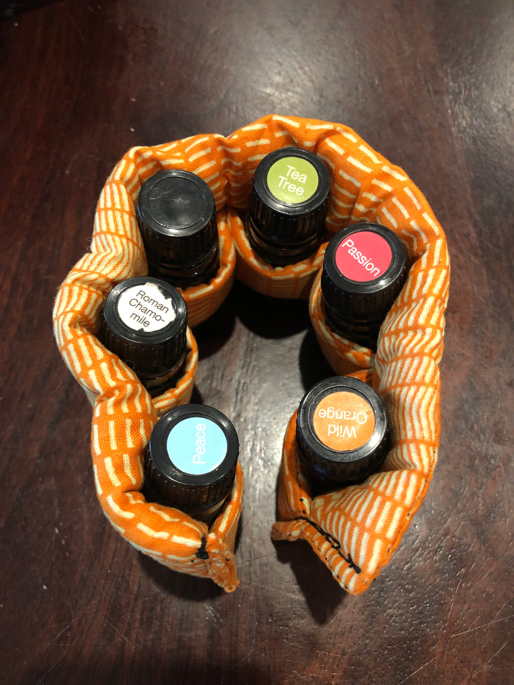 Honeycomb 5ml essential oil bottle pouch (6 pockets)